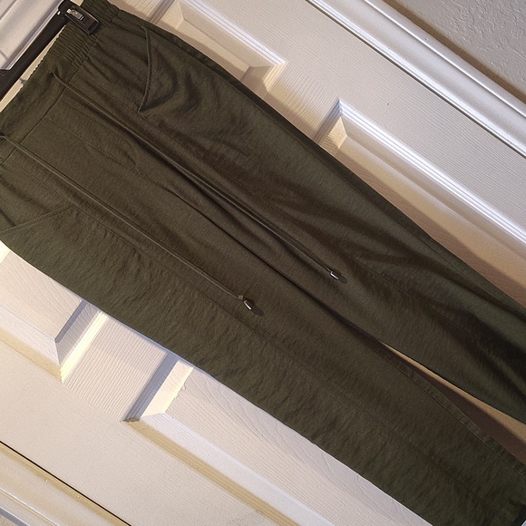 Zara Green Trouser Pants.  SZ M - Picture 3 of 6